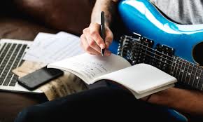 10 Outstanding Songwriting Classes